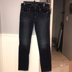 American Eagle skinny, size 6. Only worn once